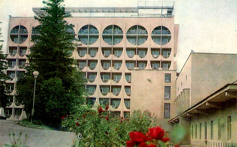 Почтовая открытка «Кисловодск. Санаторий им. М. Горького» - СССР